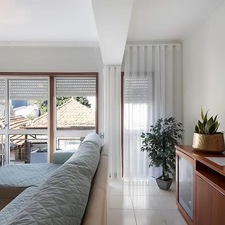 Apartment Mina By Lovelystay *